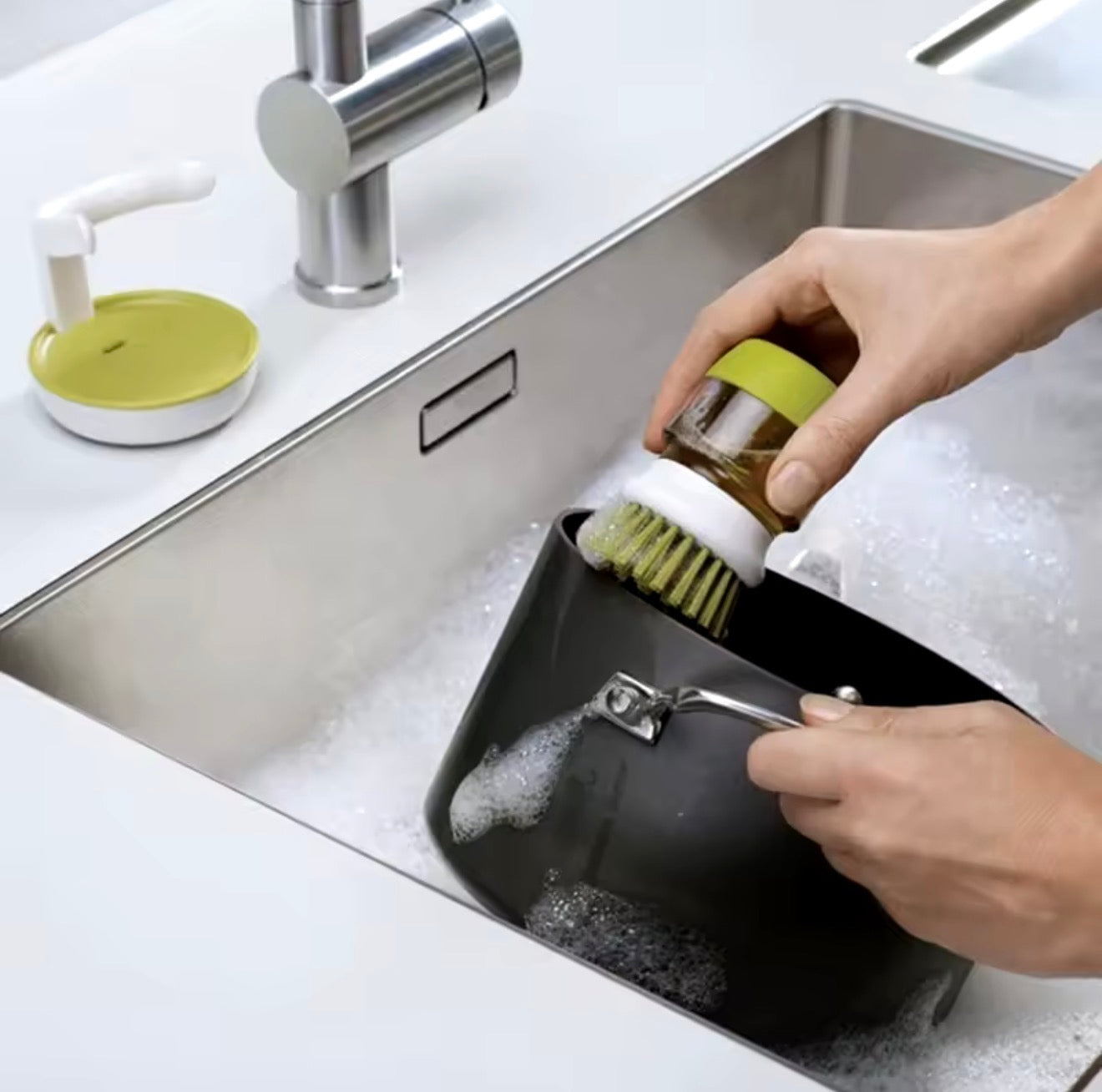 Soap-Dispensing Dish Brush with Tray