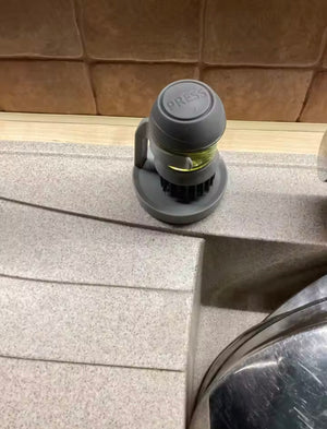  Ryan Mitchell . ✓ Verified 