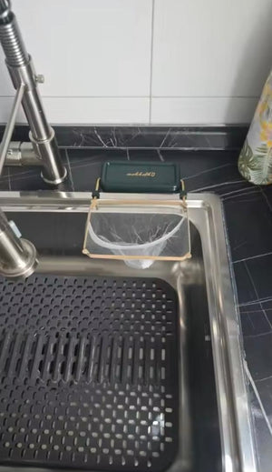 X**** H**** 🇺🇸