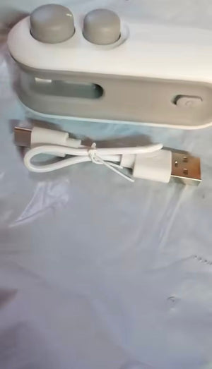 D***** T**** 🇺🇸